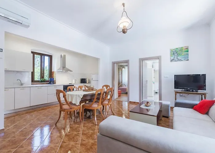Villa Ana Labin (Istria)
